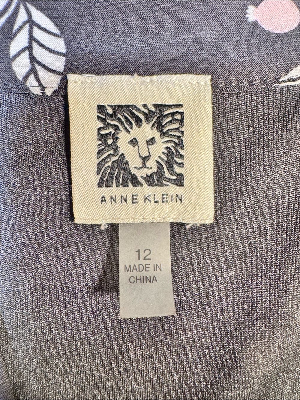 Anne Klein Floral Print Sleeveless Black Floral V-Neck Dress size 12 - Picture 8 of 8